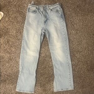 Light Blue Levi Women’s Jeans